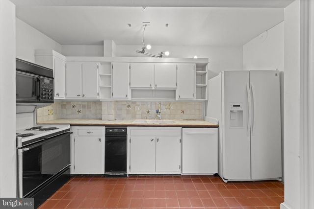2812 ADAMS MILL RD NW, Washington, DC 20009