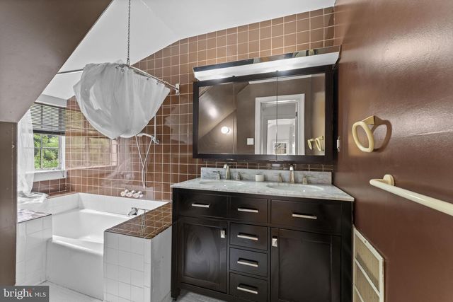 2812 ADAMS MILL RD NW, Washington, DC 20009
