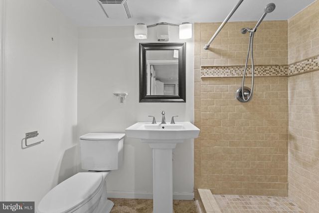 2812 ADAMS MILL RD NW, Washington, DC 20009