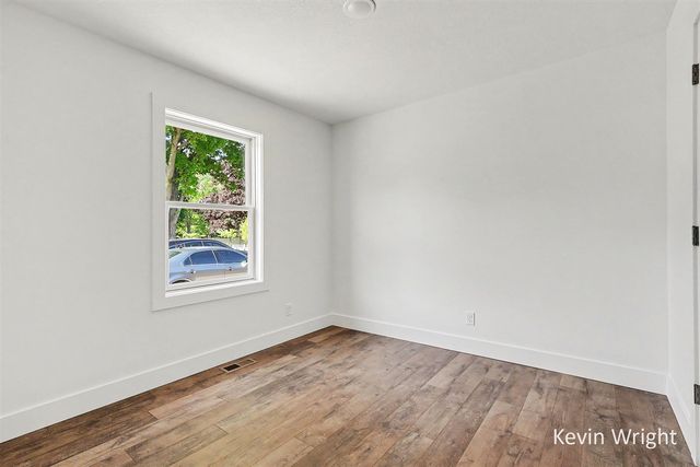 4655 Henry Street, Norton Shores, MI 49441