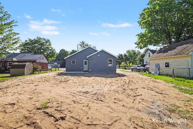4655 Henry Street, Norton Shores, MI 49441