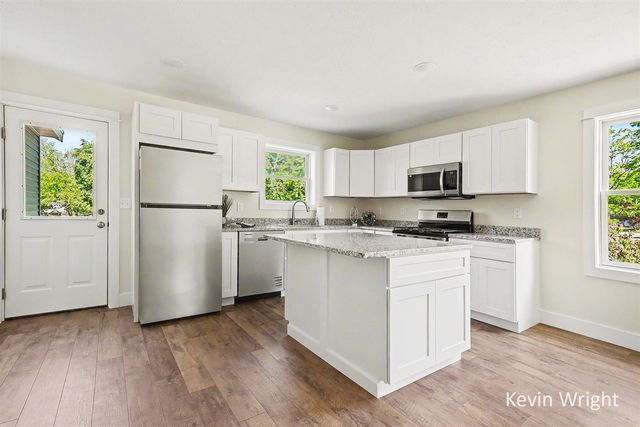 4655 Henry Street, Norton Shores, MI 49441