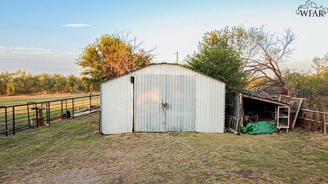 9485 SEYMOUR HIGHWAY, Wichita Falls, TX 76310