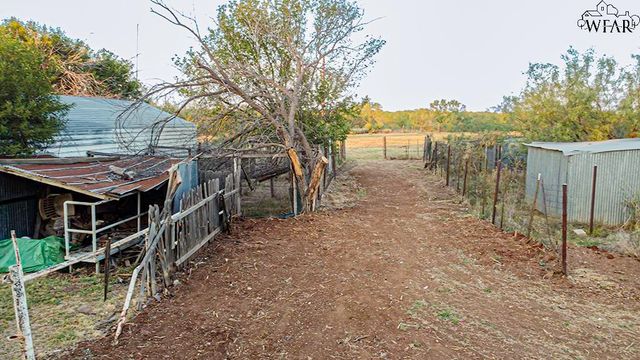 9485 SEYMOUR HIGHWAY, Wichita Falls, TX 76310