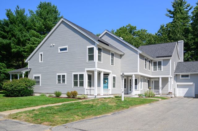 17 Walnut Court 17, Rockland, MA 02370
