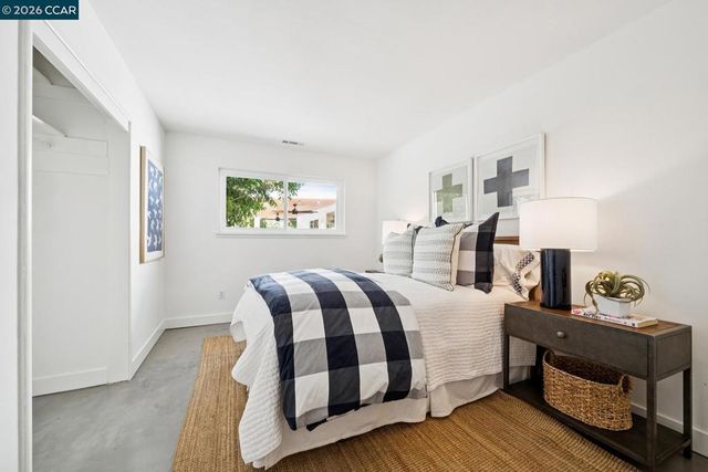40 Meek Pl, Lafayette, CA 94549