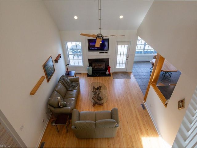 21311 Brewers Farm LN, Carrollton, VA 23314