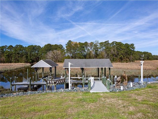 21311 Brewers Farm LN, Carrollton, VA 23314