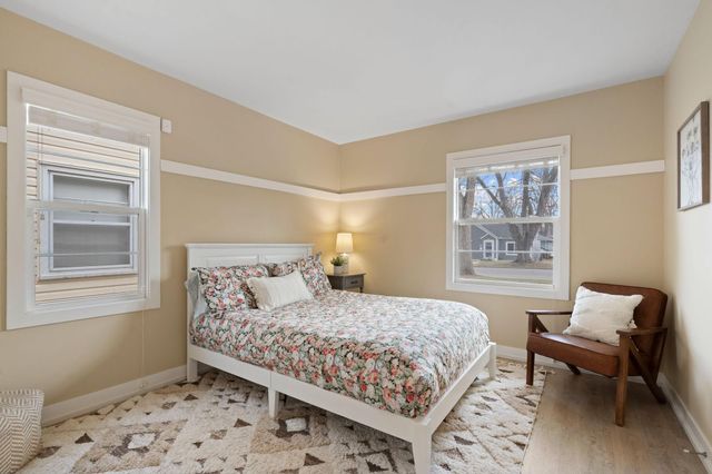 2712 Dakota Avenue S, Saint Louis Park, MN 55416