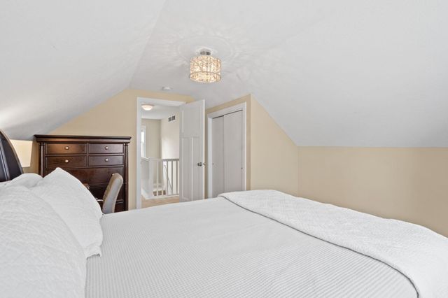 2712 Dakota Avenue S, Saint Louis Park, MN 55416