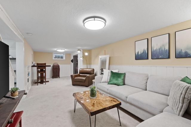 2712 Dakota Avenue S, Saint Louis Park, MN 55416