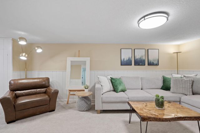 2712 Dakota Avenue S, Saint Louis Park, MN 55416