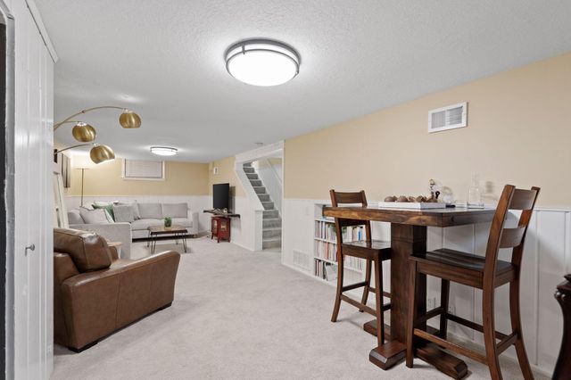 2712 Dakota Avenue S, Saint Louis Park, MN 55416