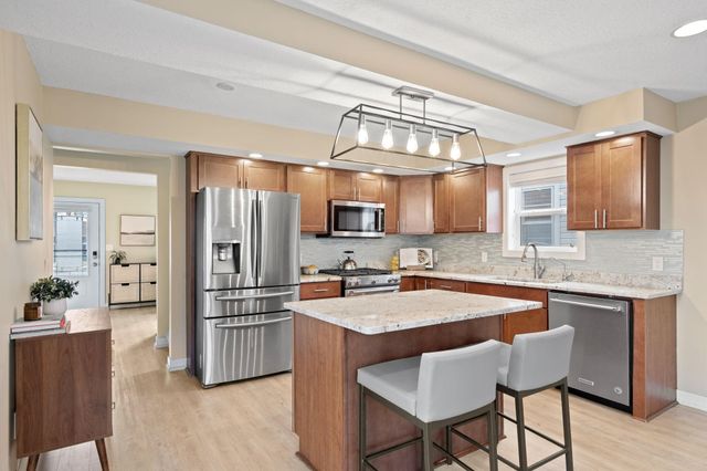 2712 Dakota Avenue S, Saint Louis Park, MN 55416