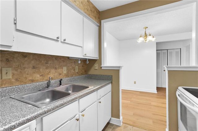 3018 Wingate Way, Atlanta, GA 30350