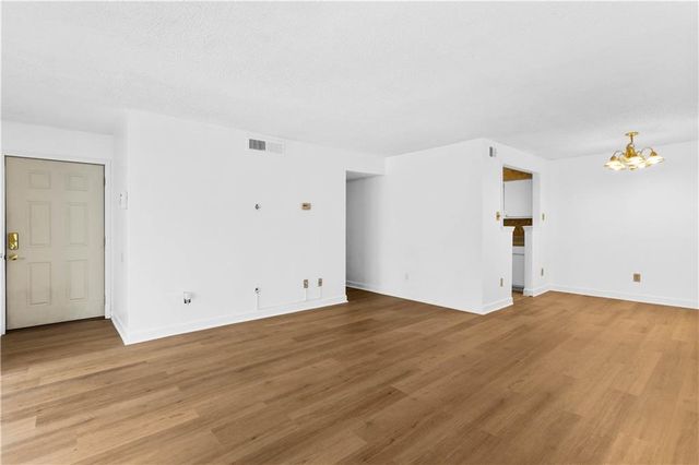 3018 Wingate Way, Atlanta, GA 30350