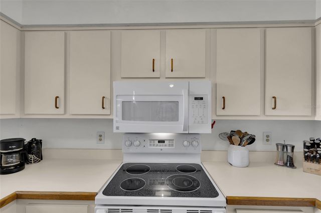 9707 SE 146TH PLACE, Summerfield, FL 34491