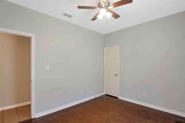 812 Rugby Ln, Whitehouse, TX 75791