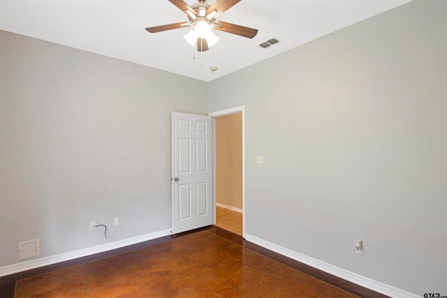 812 Rugby Ln, Whitehouse, TX 75791