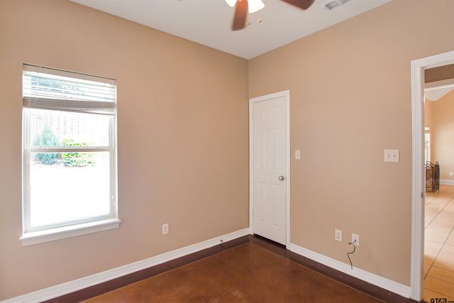 812 Rugby Ln, Whitehouse, TX 75791