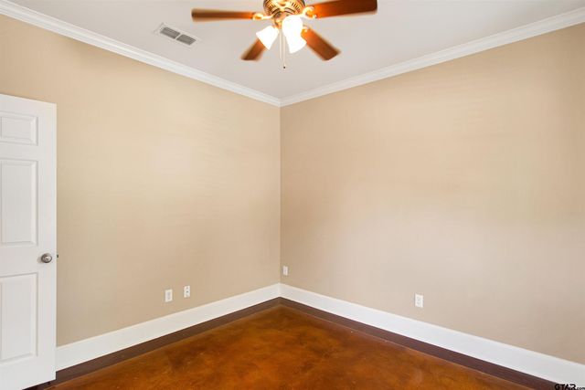 812 Rugby Ln, Whitehouse, TX 75791