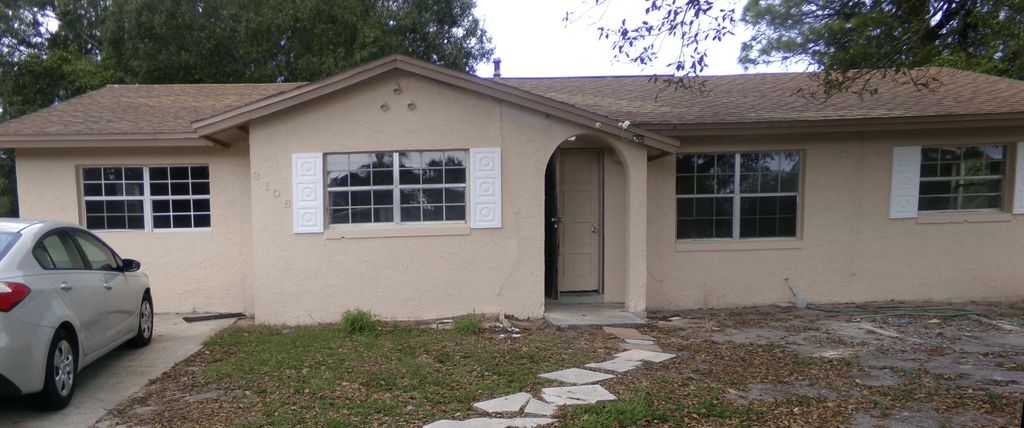 3106 Langston Drive, Fort Pierce, FL 34946