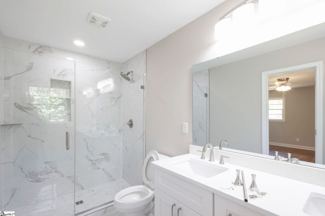 115 Pinetree Lane, Easley, SC 29642