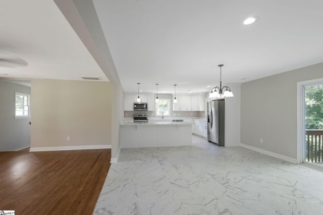 115 Pinetree Lane, Easley, SC 29642