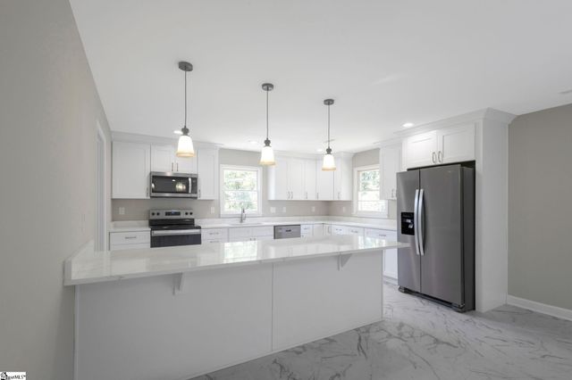 115 Pinetree Lane, Easley, SC 29642