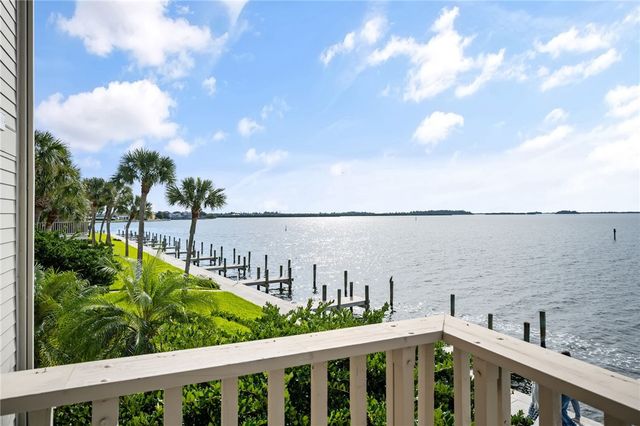 1860 Bay Road 206-E, Vero Beach, FL 32963