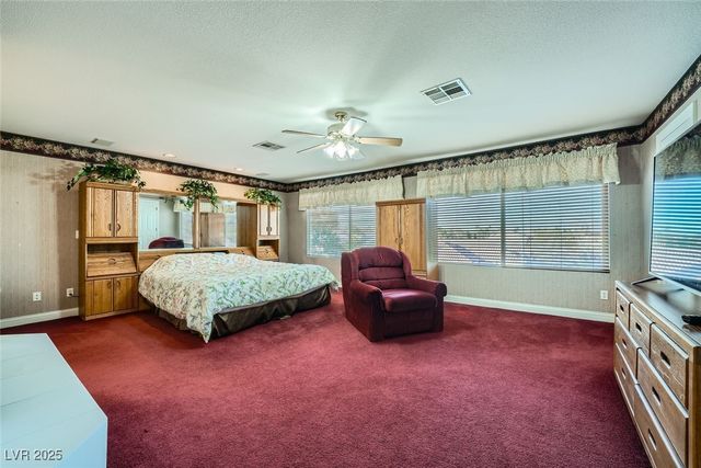 8748 Castle Hill Avenue, Las Vegas, NV 89129