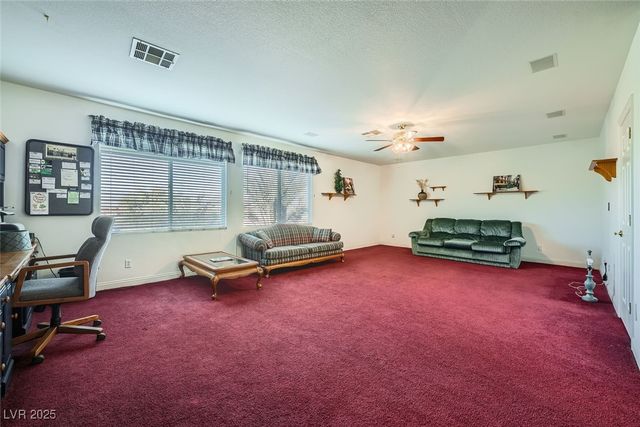 8748 Castle Hill Avenue, Las Vegas, NV 89129