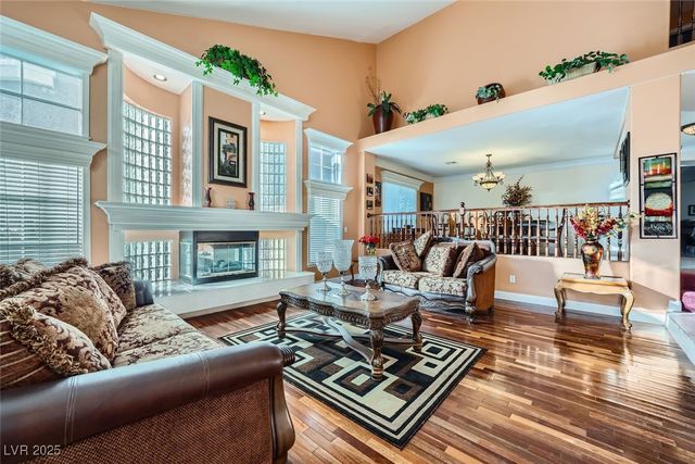 8748 Castle Hill Avenue, Las Vegas, NV 89129