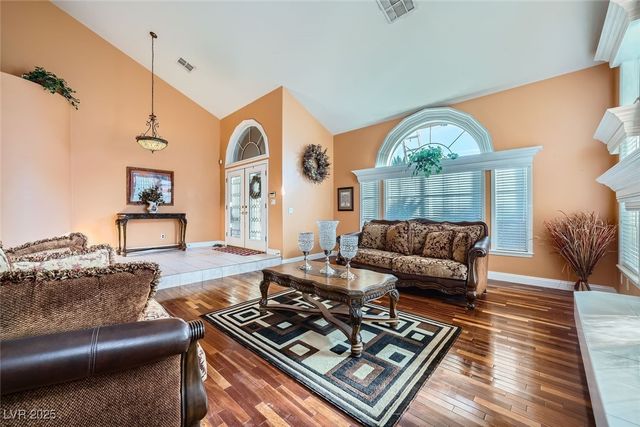 8748 Castle Hill Avenue, Las Vegas, NV 89129