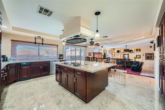 8748 Castle Hill Avenue, Las Vegas, NV 89129