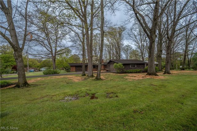 1019 Park Circle, Girard, OH 44420
