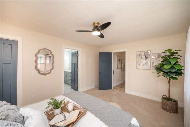 1019 Park Circle, Girard, OH 44420