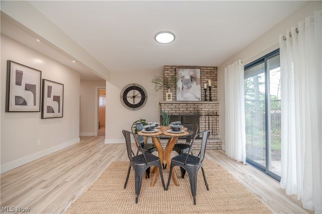 1019 Park Circle, Girard, OH 44420