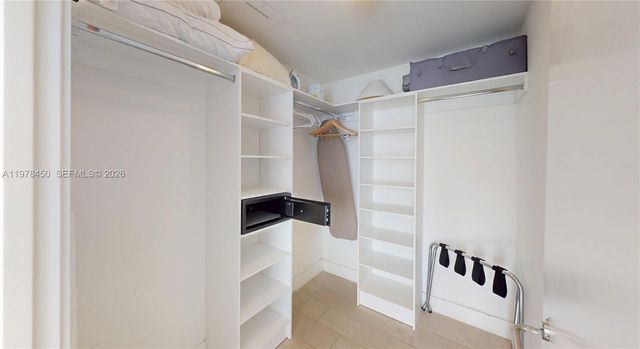 4010 S Ocean Dr R1004, Hollywood, FL 33019