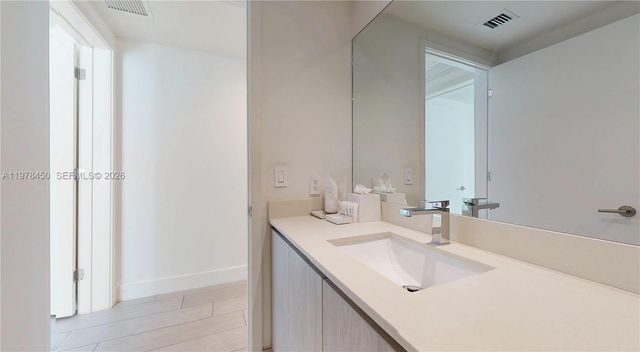 4010 S Ocean Dr R1004, Hollywood, FL 33019