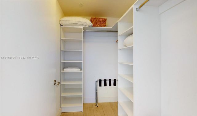 4010 S Ocean Dr R1004, Hollywood, FL 33019