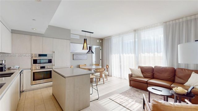 4010 S Ocean Dr R1004, Hollywood, FL 33019