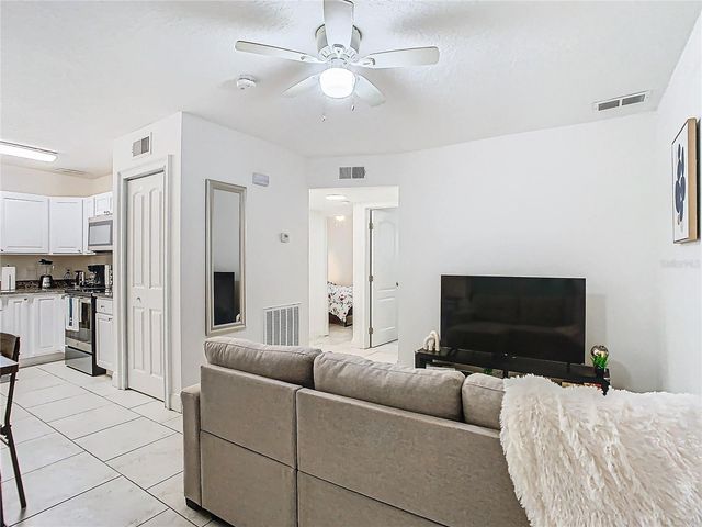 3025 LONG STREET, Orlando, FL 32805