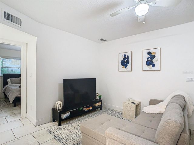 3025 LONG STREET, Orlando, FL 32805