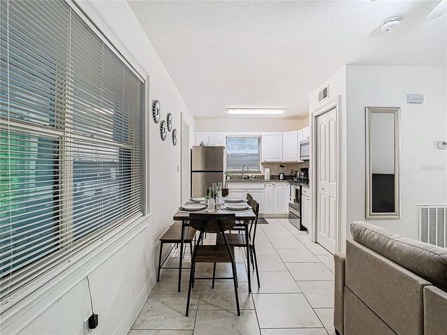 3025 LONG STREET, Orlando, FL 32805