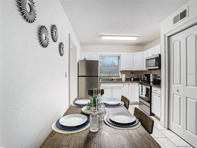 3025 LONG STREET, Orlando, FL 32805