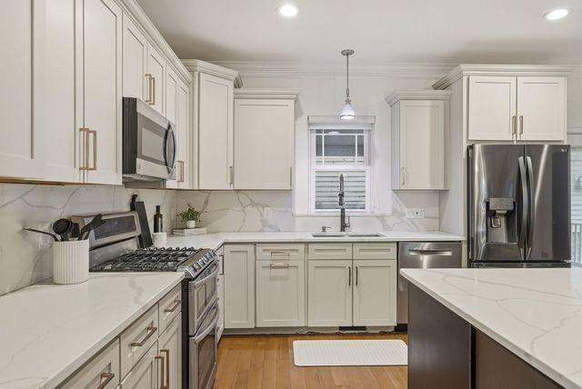 419 Wyola STREET, Mt Washington, PA 15211