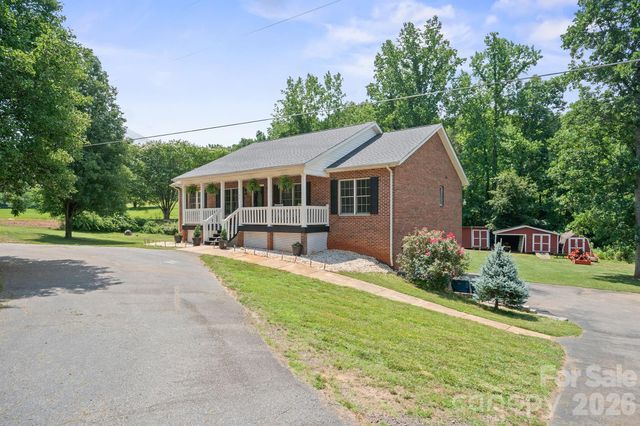 1133 Finger Bridge Road, Hickory, NC 28602
