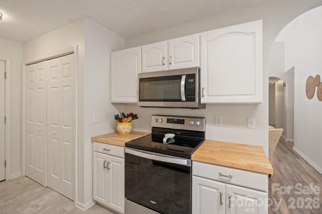1133 Finger Bridge Road, Hickory, NC 28602