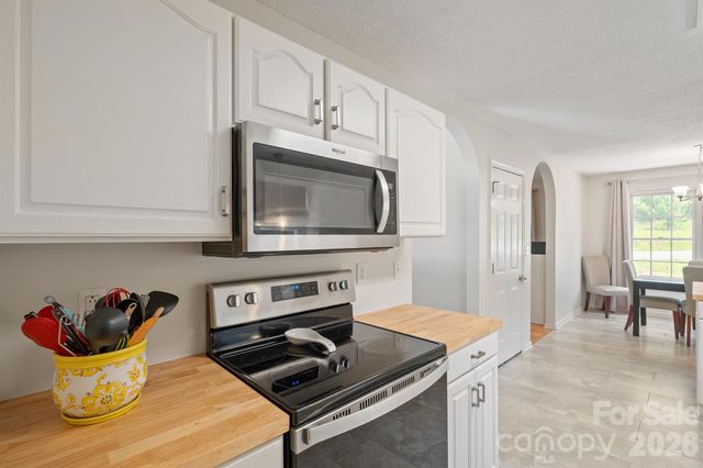 1133 Finger Bridge Road, Hickory, NC 28602